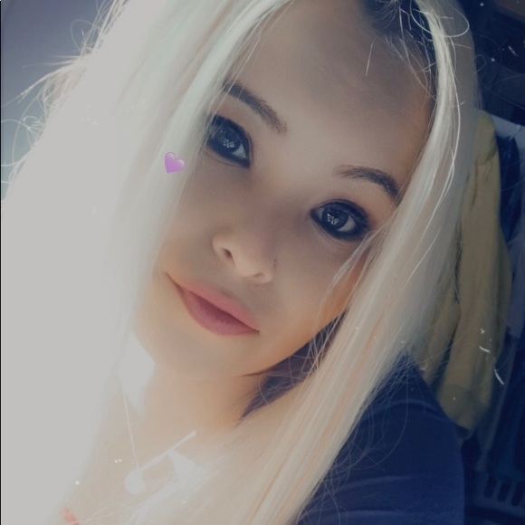 Meet your Posher, Anjeni - Picture 1 of 1